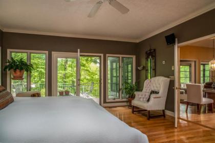 Ticoa Lake House - image 8