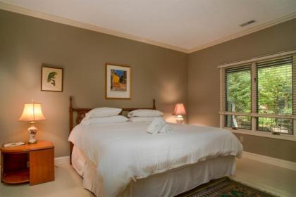 Ticoa Lake House - image 9
