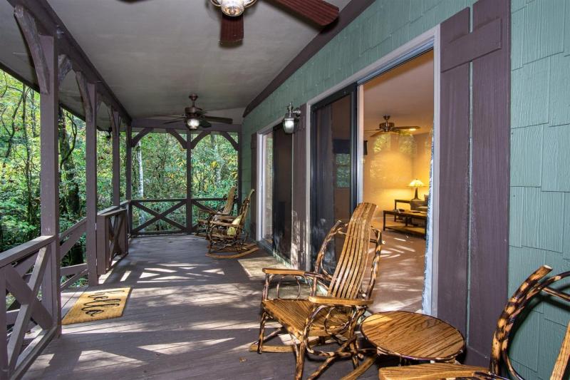 Shady Creek Cabin - main image