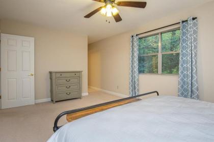 Shady Creek Cabin - image 14