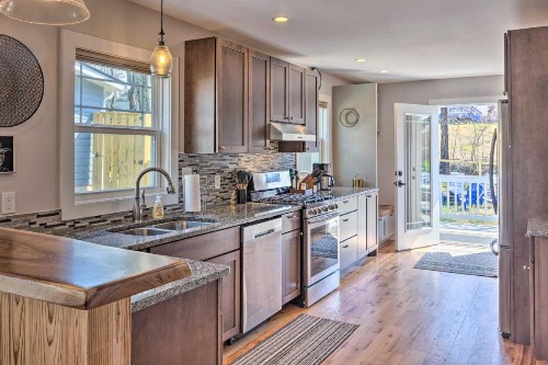 Downtown Brevard Retreat with Fire Pit and Deck! - image 9