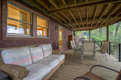 Blissful Bear Private Cabin Retreat - image 15