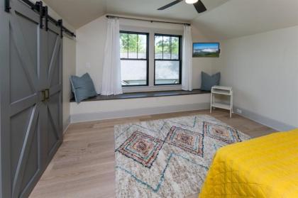Kings Creek Cottage Downtown - image 15