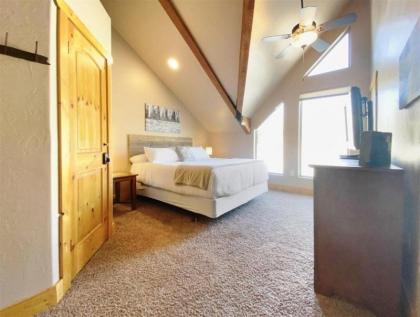517 Vasels - Town Home - image 10