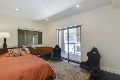 Snow Plow Loft - image 11