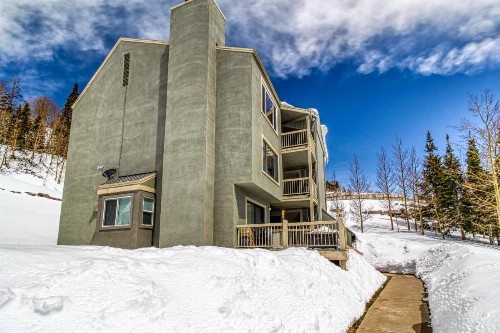 2 Bed 1 Bath Apartment in Brian Head - image 11