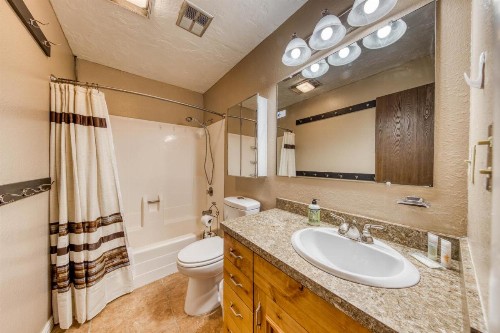 Kristi Condominiums - image 10