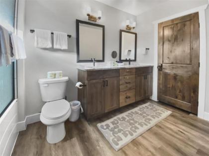 Crooked River Town Home - image 15