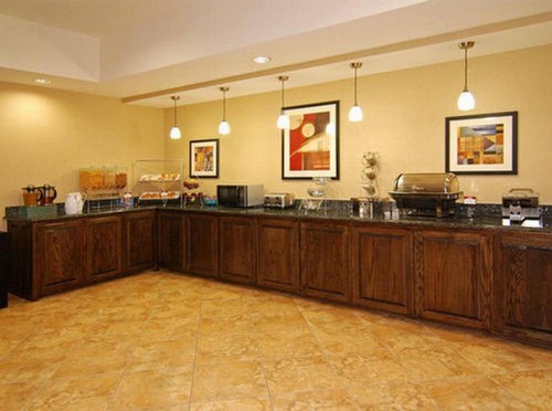 Hometown Executive Suites - image 3