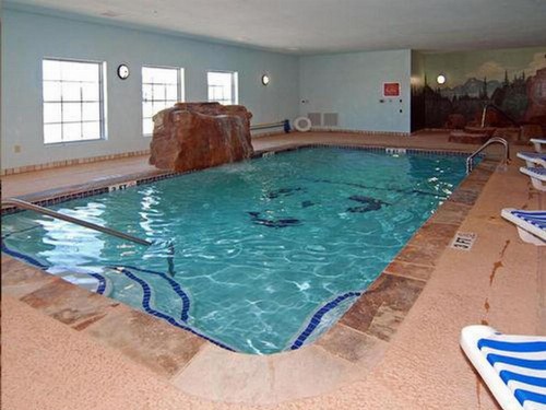 Hometown Executive Suites - image 4