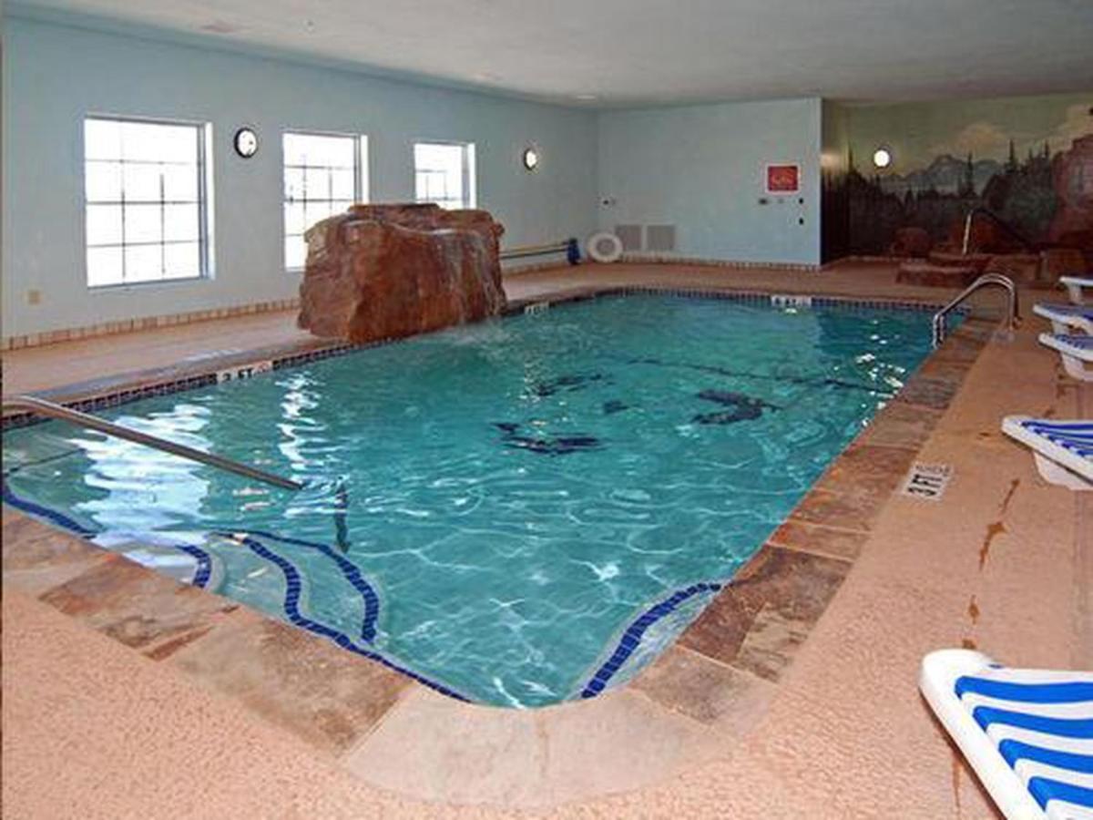 Hometown Executive Suites - image 4