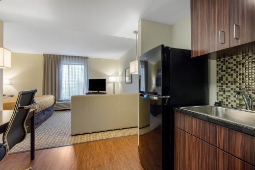 MainStay Suites St. Louis - Airport - image 15