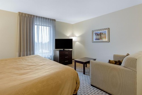 MainStay Suites St. Louis - Airport - image 5