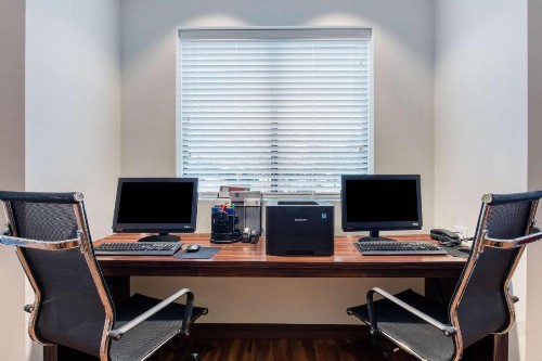 MainStay Suites St. Louis - Airport - image 6