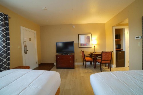 Hotel Boston - image 33