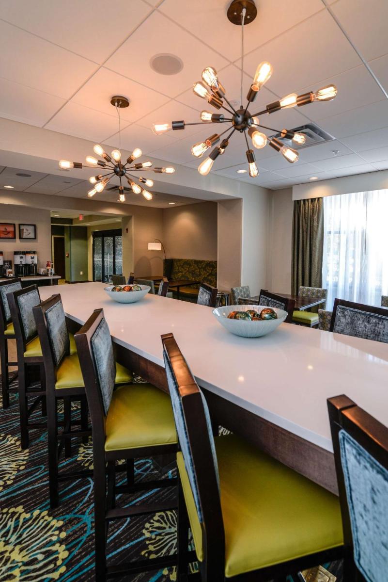 Hampton Inn Brighton Mi - image 3