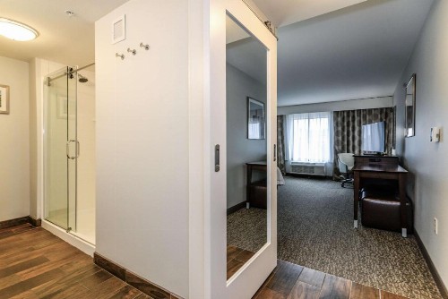 Hampton Inn Brighton Mi - image 39