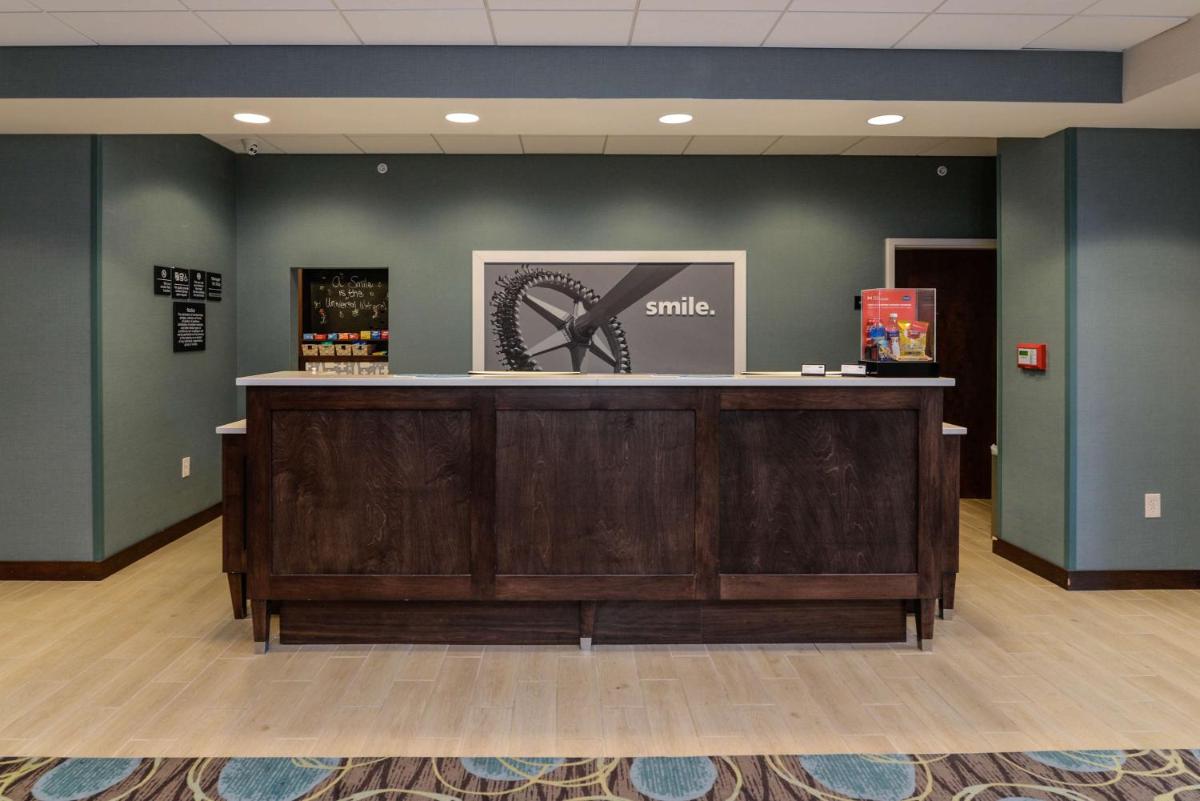 Hampton Inn Brighton Mi - image 4