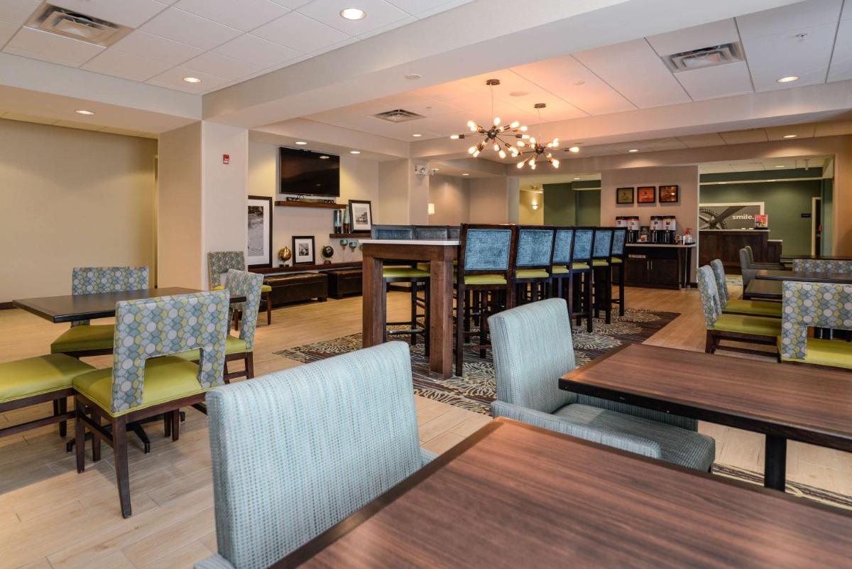 Hampton Inn Brighton Mi - image 5