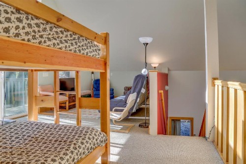 Wildwood Cabin - image 9