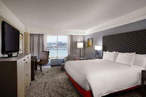 DoubleTree by Hilton San Francisco Airport North - image 15
