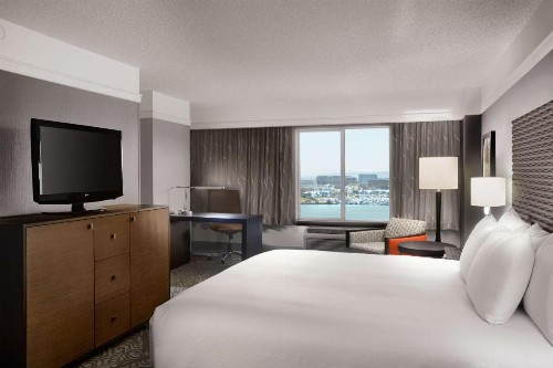DoubleTree by Hilton San Francisco Airport North - image 17