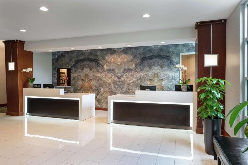 DoubleTree by Hilton San Francisco Airport North - image 35