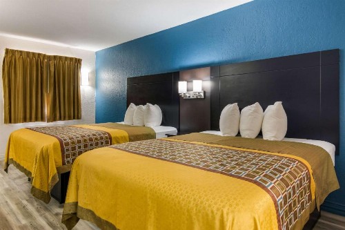 Rodeway Inn Broken Bow-Hochatown - image 19