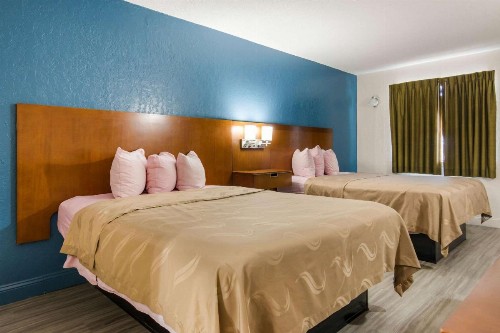 Rodeway Inn Broken Bow-Hochatown - image 22