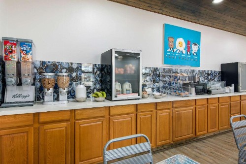 Rodeway Inn Broken Bow-Hochatown - image 28