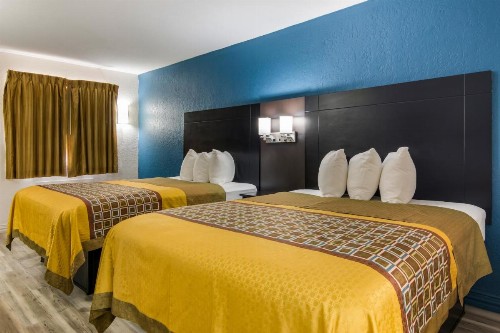 Rodeway Inn Broken Bow-Hochatown - image 41