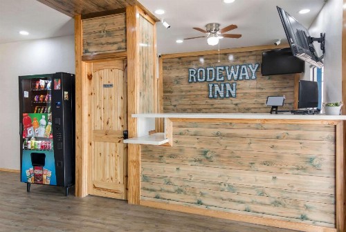 Rodeway Inn Broken Bow-Hochatown - image 5