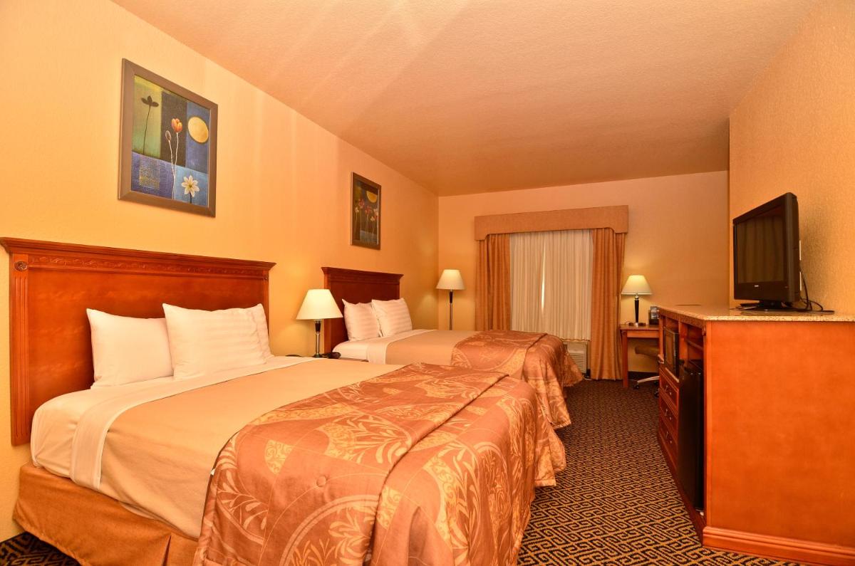 HiWay Inn Express of Broken Bow - image 6