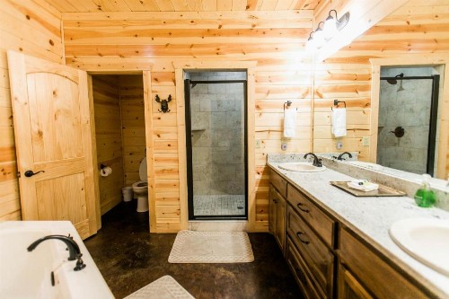 HochaHoma Luxury Cabin - image 12