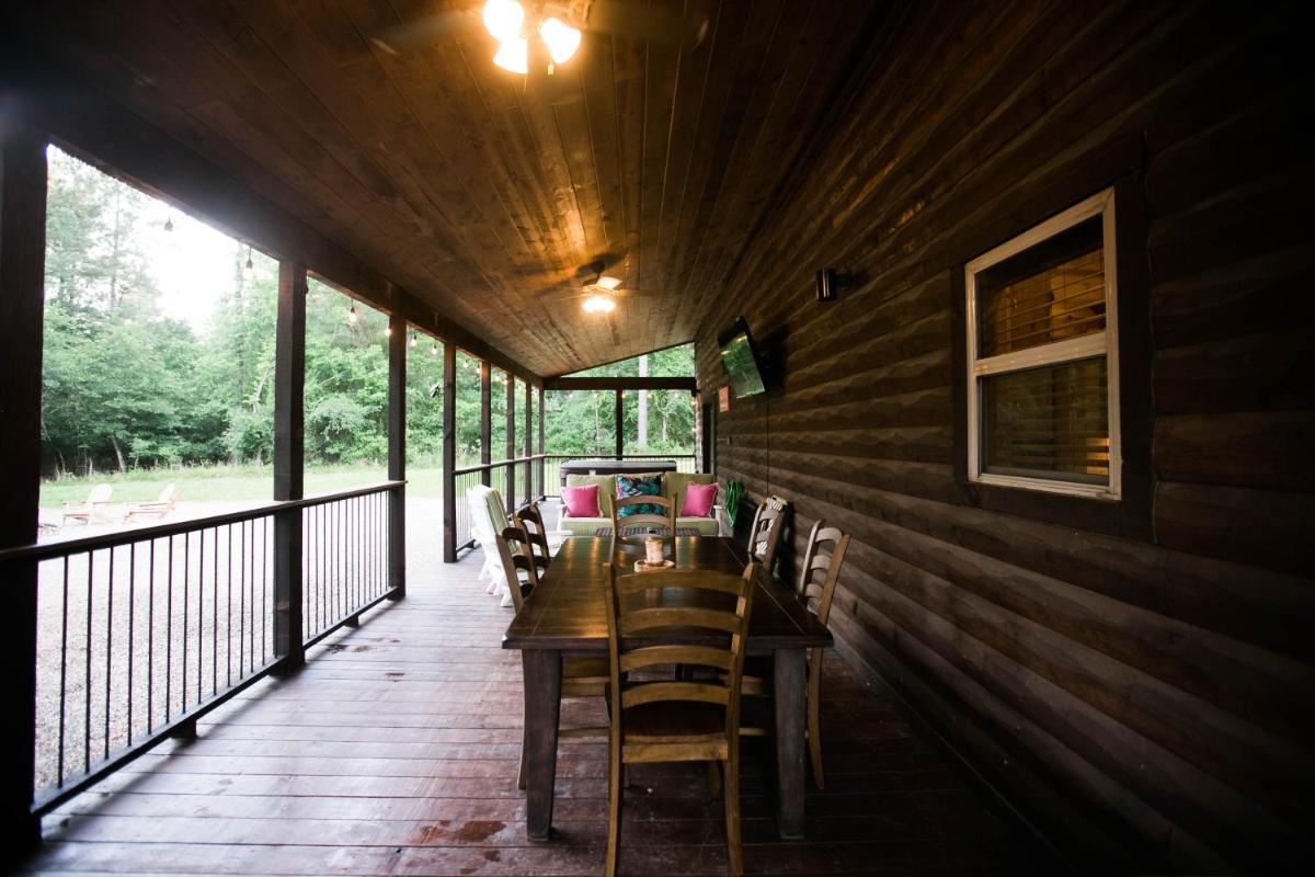HochaHoma Luxury Cabin - image 7