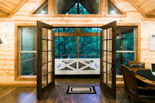 Lightning Bug Lodge - image 15
