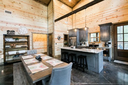 Fireside Creek Luxury Cabin - image 14