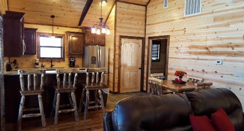 Ace in the Hole cabin - image 3