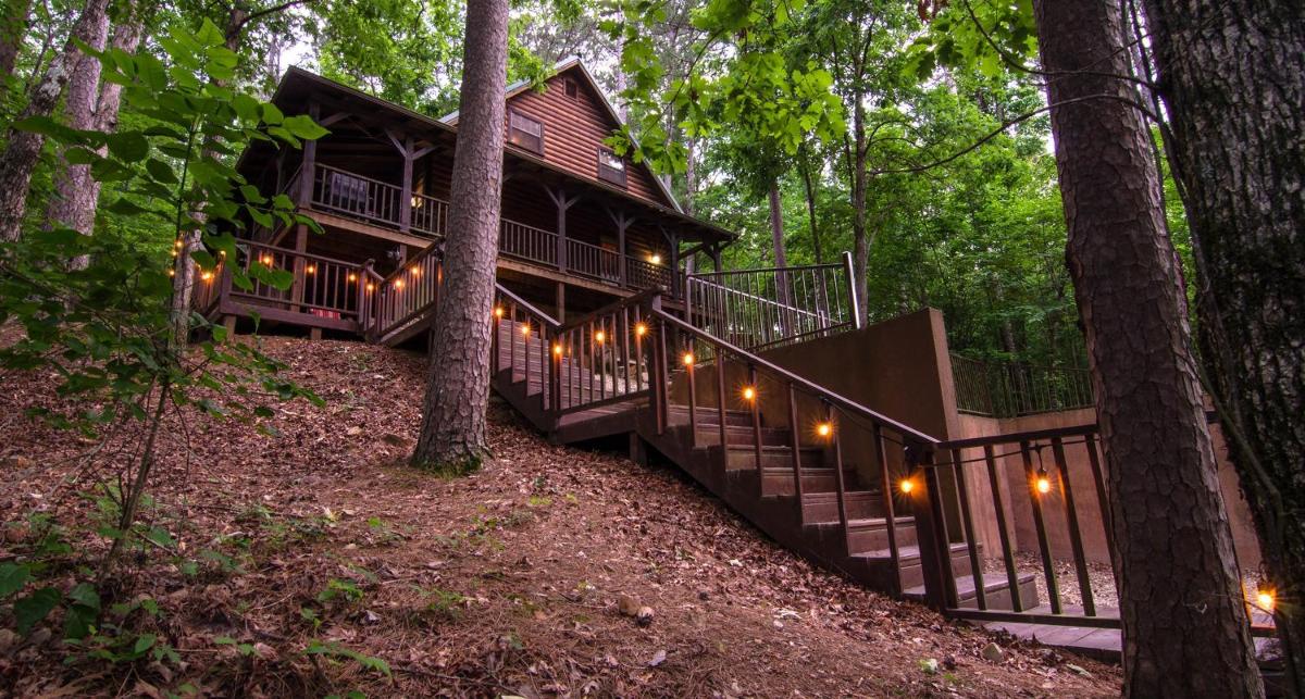Breathless cabin - main image
