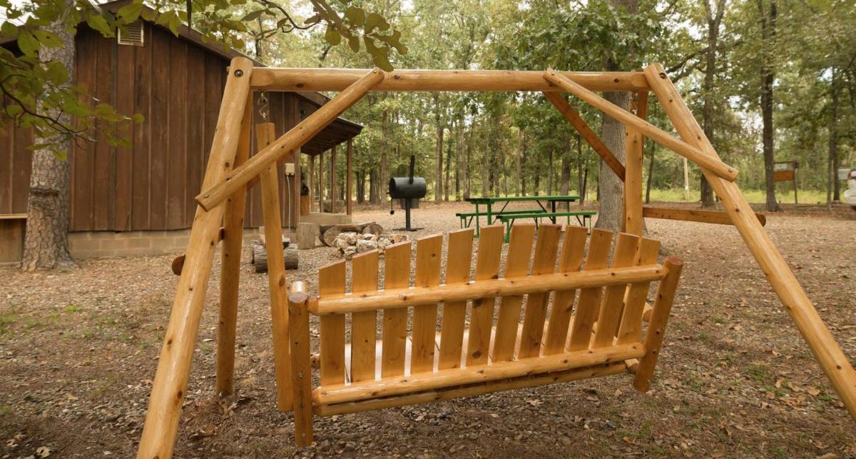 Bear Hollow cabin - image 2