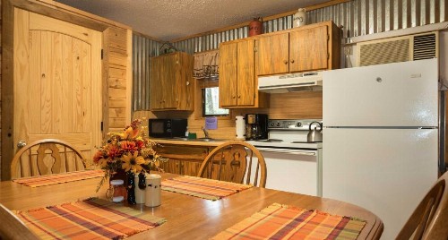 Bear Hollow cabin - image 7