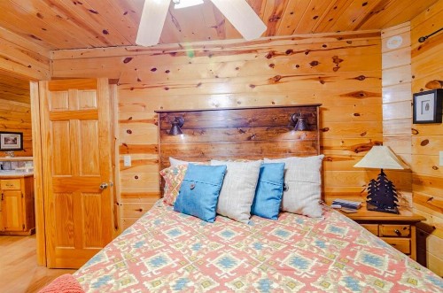 Ridgeview Retreat cabin - image 5