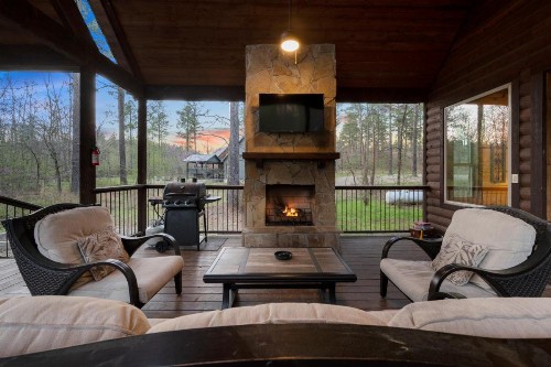 Adventure Awaits Creekside - image 11