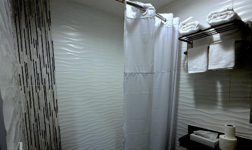 Umbrella Hotel Ascend Hotel Collection - image 9
