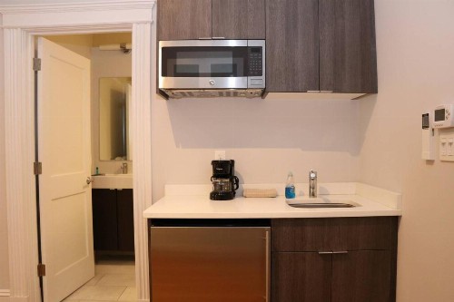 A Stylish Stay w/ a Queen Bed Heated Floors.. #25 - image 2
