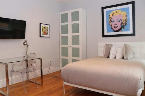 A Stylish Stay w/ a Queen Bed Heated Floors.. #21 - image 2