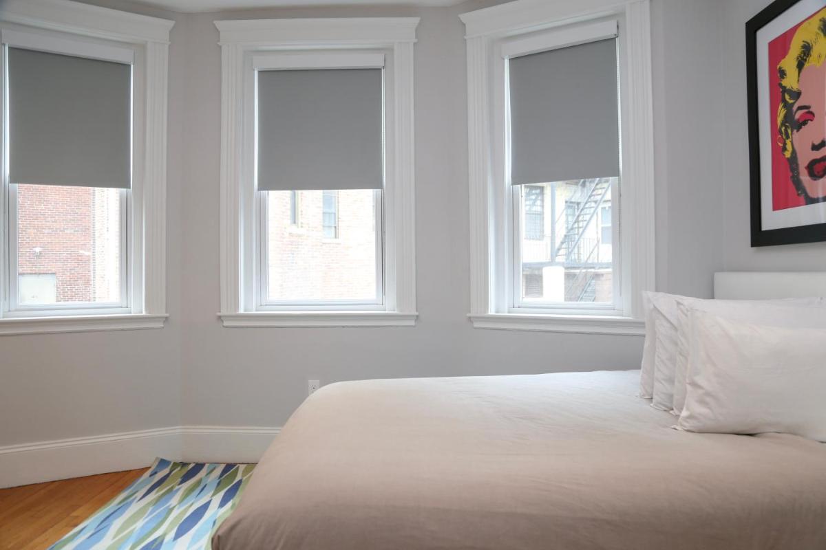 A Stylish Stay w/ a Queen Bed Heated Floors.. #33 - image 4