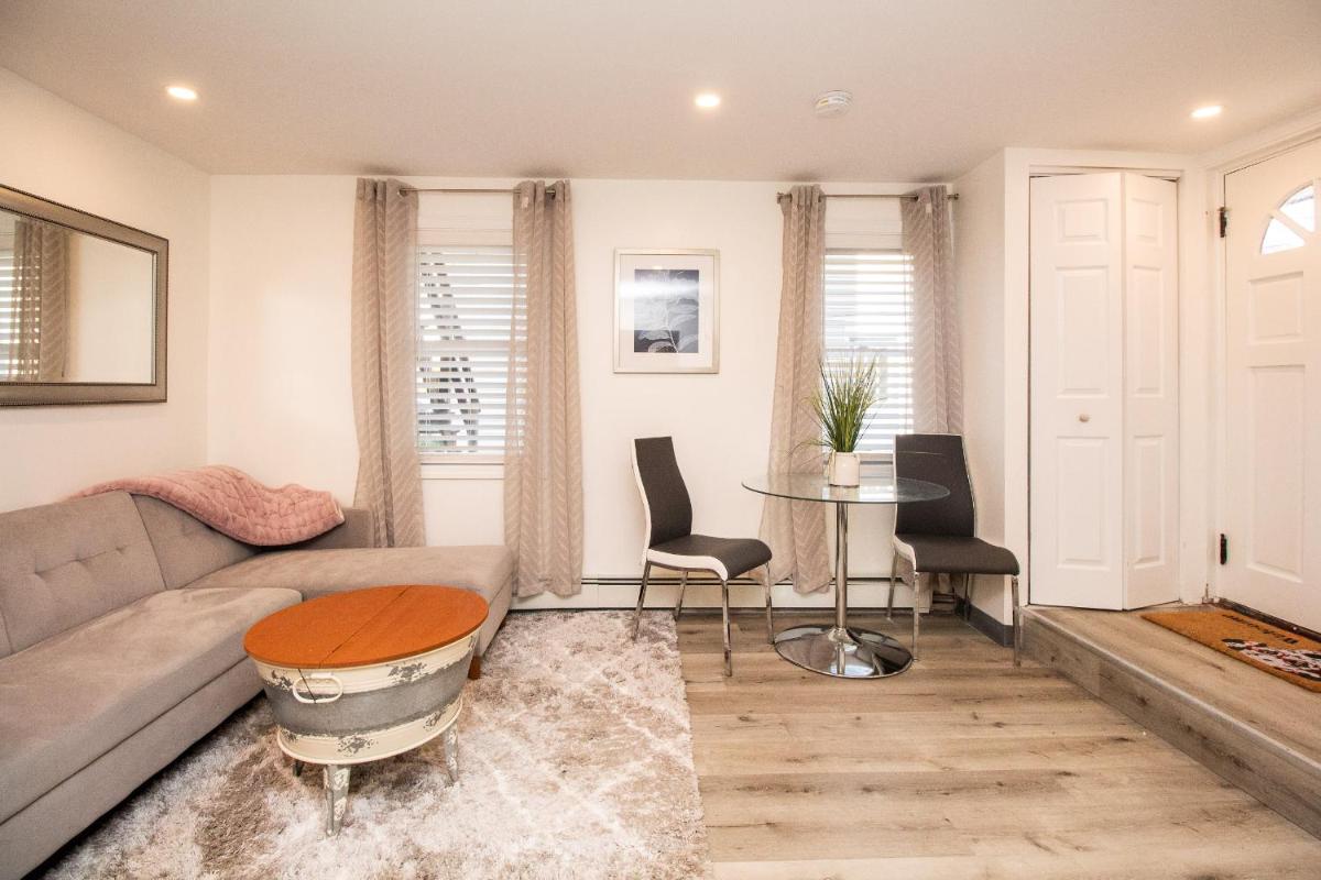 Gut Renovated 1-Bed Close to Longwood & MBTA - main image