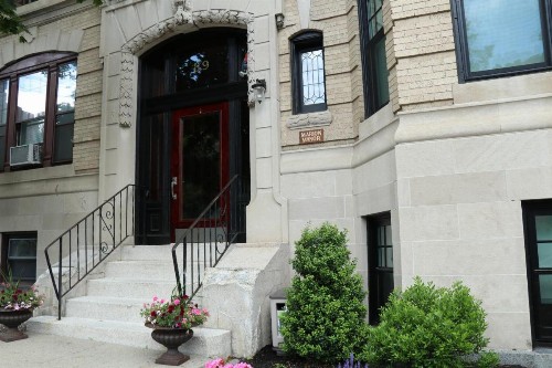 A Stylish Stay w/ a Queen Bed Heated Floors.. #27 - image 3