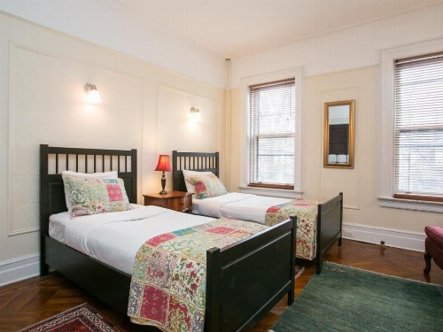Lefferts Manor - image 8
